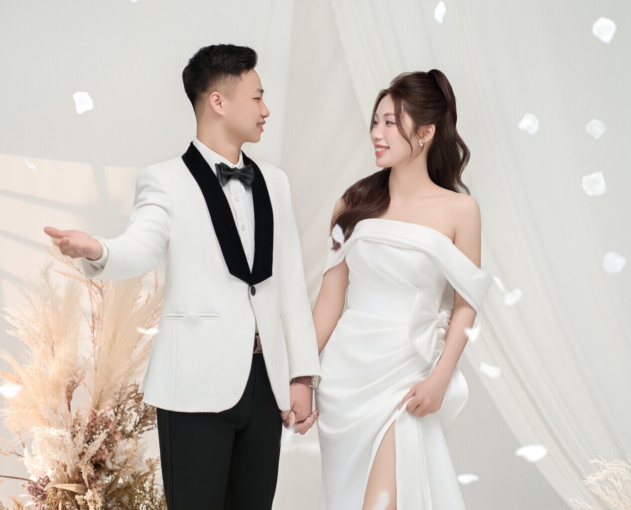 Mạnh Nghĩa & Thùy Thương