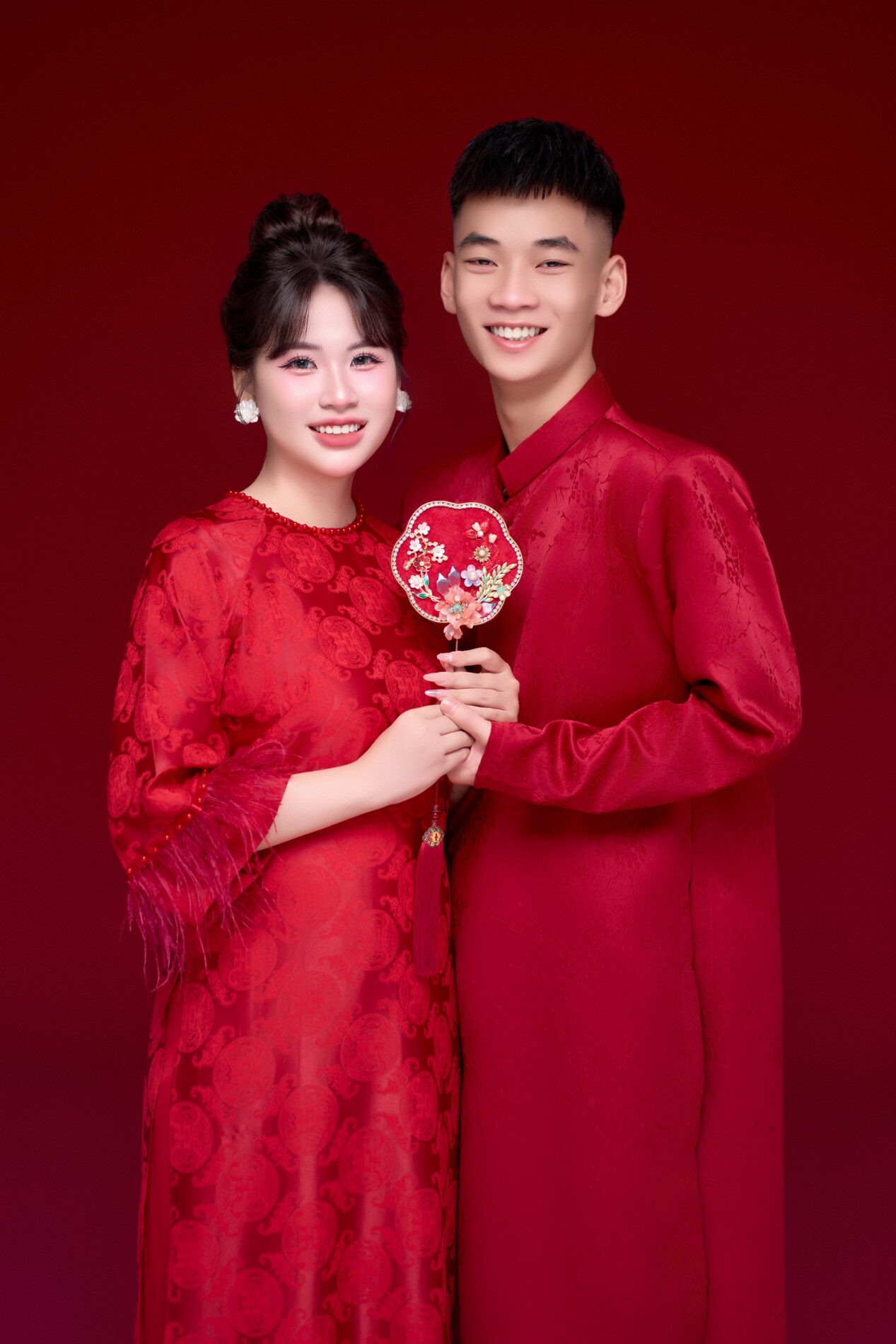 Văn Tính & Thu Hiền